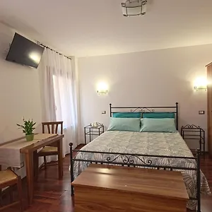  Bed & Breakfast Sognare A Italy